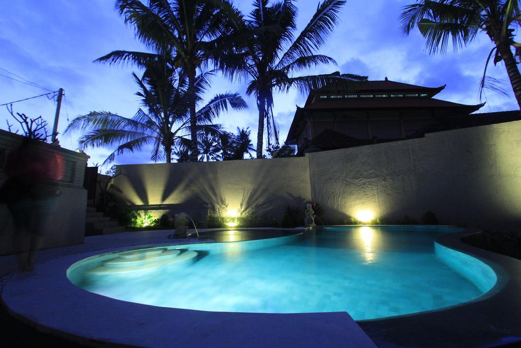 Mahanadewi Villa Ubud  Exterior photo